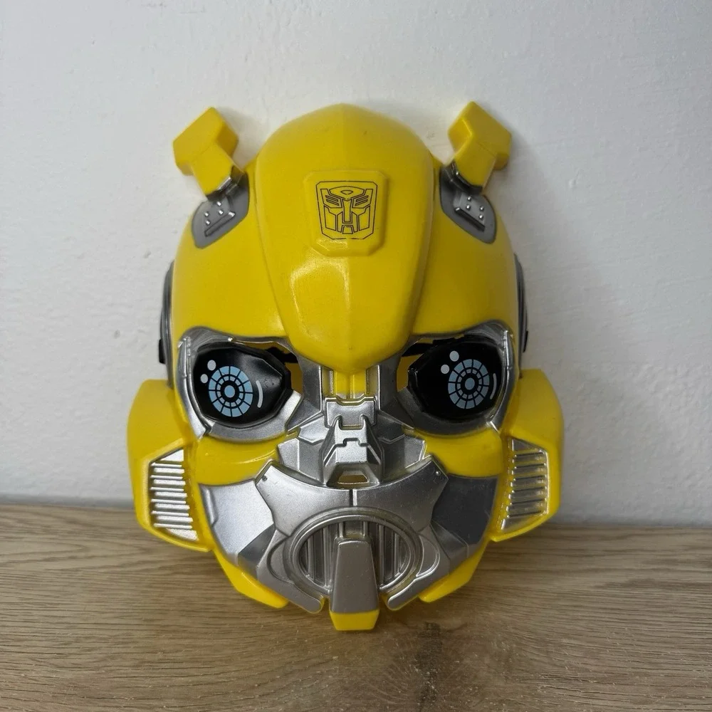 Hasbro 2023 Transformers Bumblebee Yellow Plastic Halloween Childs Mask 0733EF01